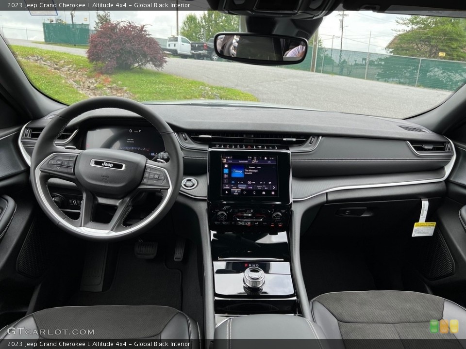 Global Black Interior Dashboard for the 2023 Jeep Grand Cherokee L Altitude 4x4 #146185334