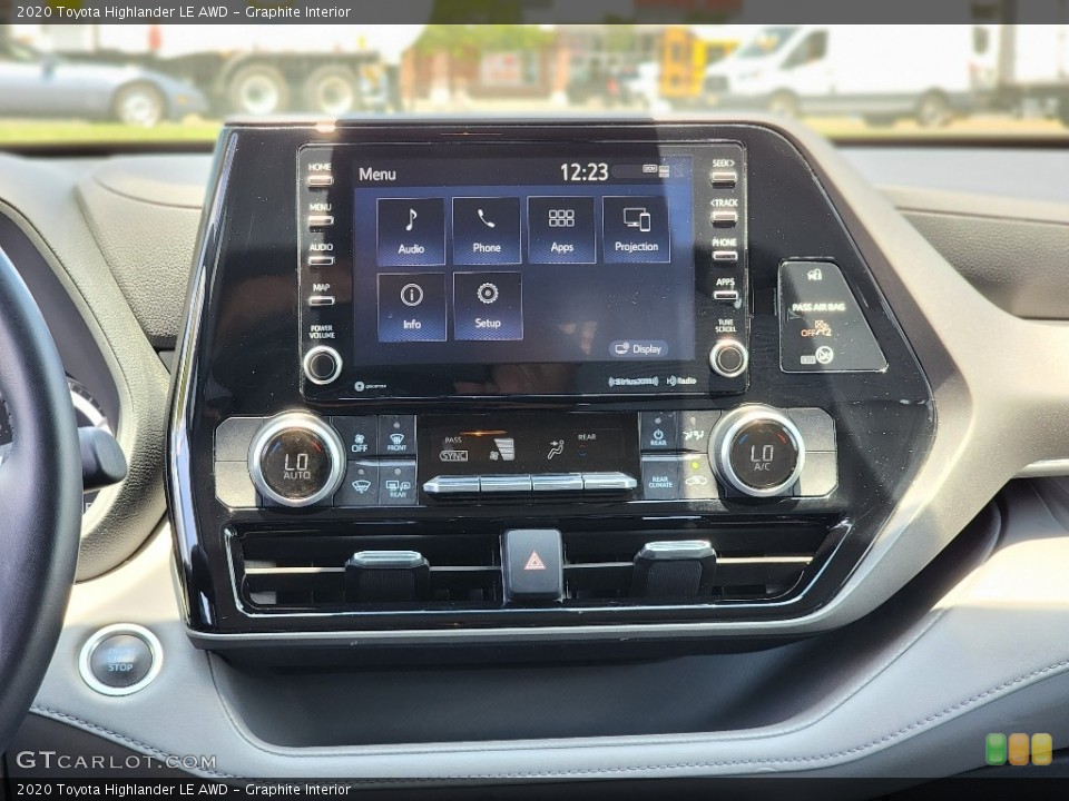 Graphite Interior Controls for the 2020 Toyota Highlander LE AWD #146187995