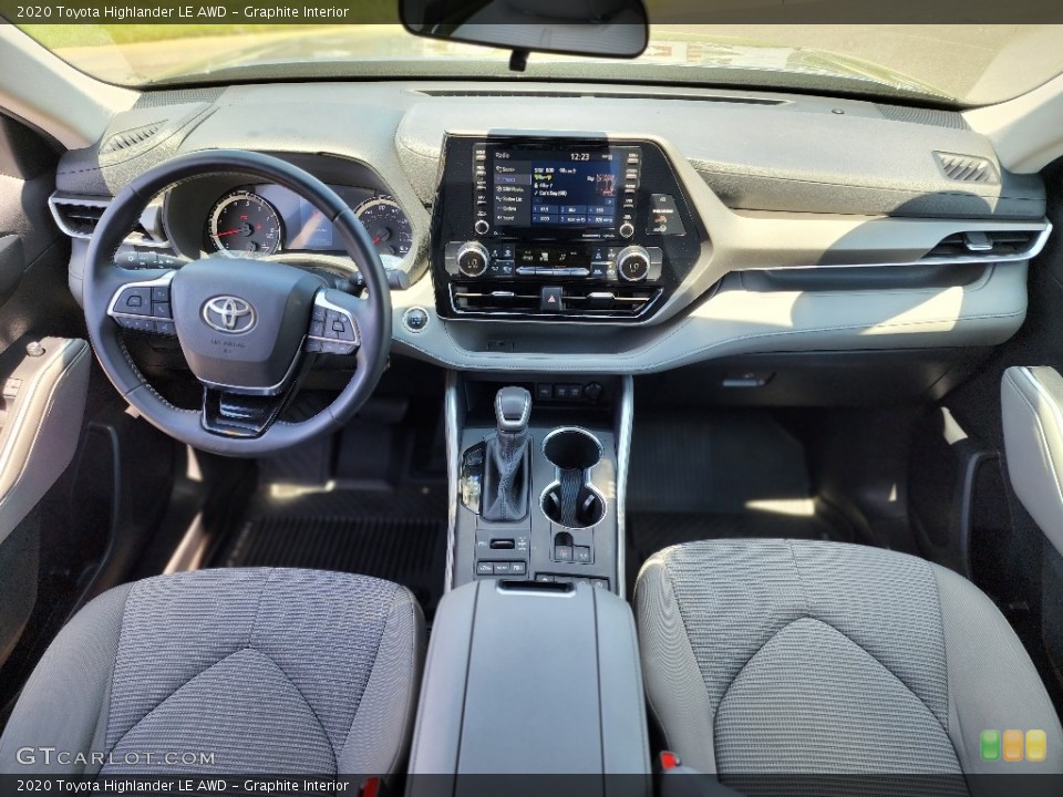 Graphite Interior Photo for the 2020 Toyota Highlander LE AWD #146188221