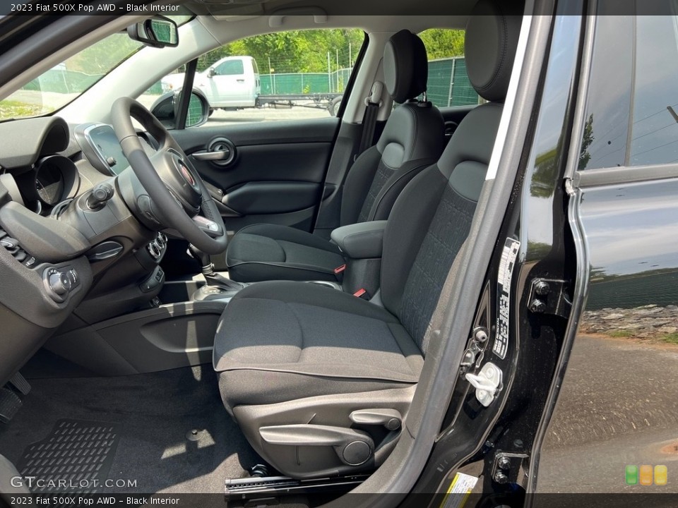 Black Interior Photo for the 2023 Fiat 500X Pop AWD #146188287