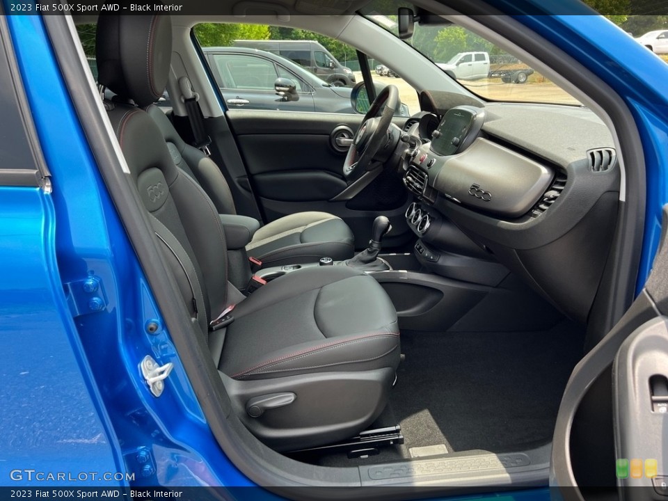Black Interior Front Seat for the 2023 Fiat 500X Sport AWD #146189208