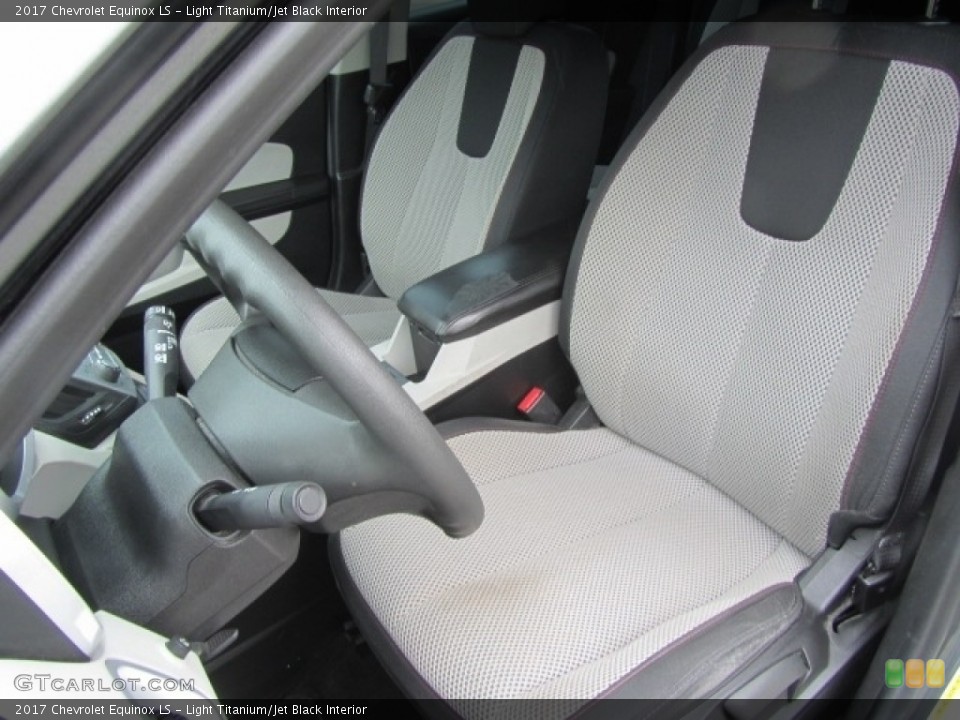 Light Titanium/Jet Black 2017 Chevrolet Equinox Interiors