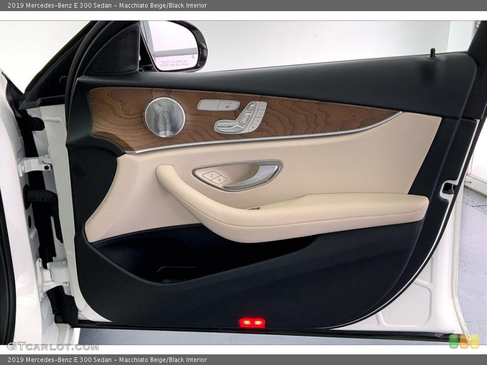 Macchiato Beige/Black Interior Door Panel for the 2019 Mercedes-Benz E 300 Sedan #146190780