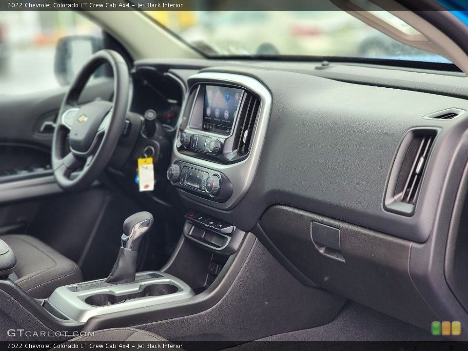 Jet Black Interior Dashboard for the 2022 Chevrolet Colorado LT Crew Cab 4x4 #146190963