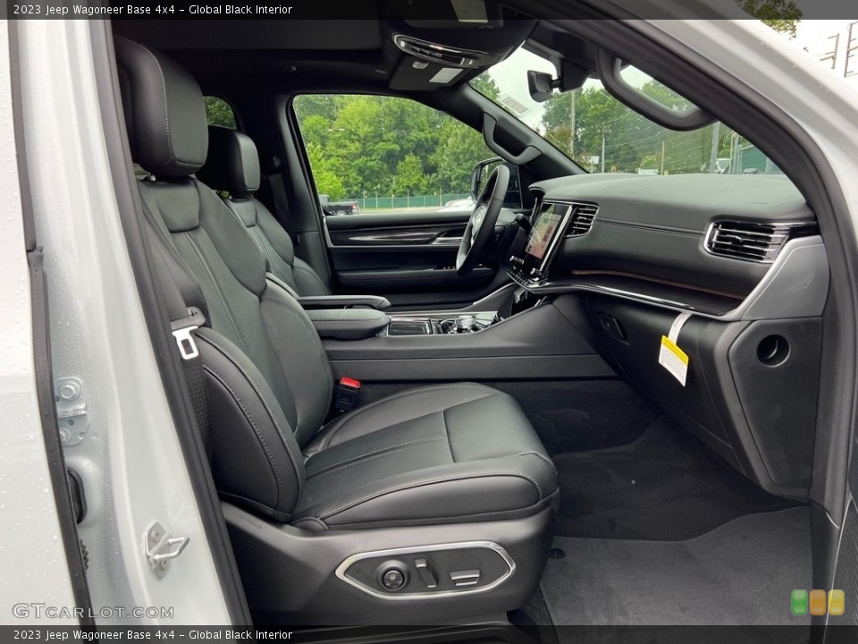 Global Black Interior Photo for the 2023 Jeep Wagoneer Base 4x4 #146193171