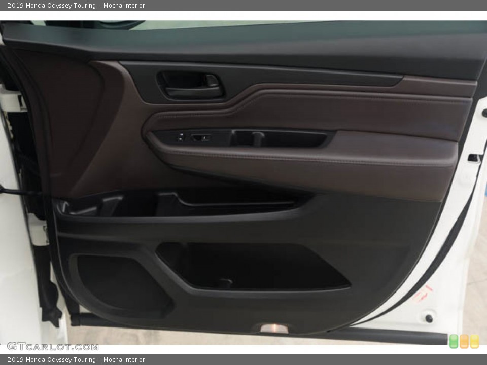 Mocha Interior Door Panel for the 2019 Honda Odyssey Touring #146194512