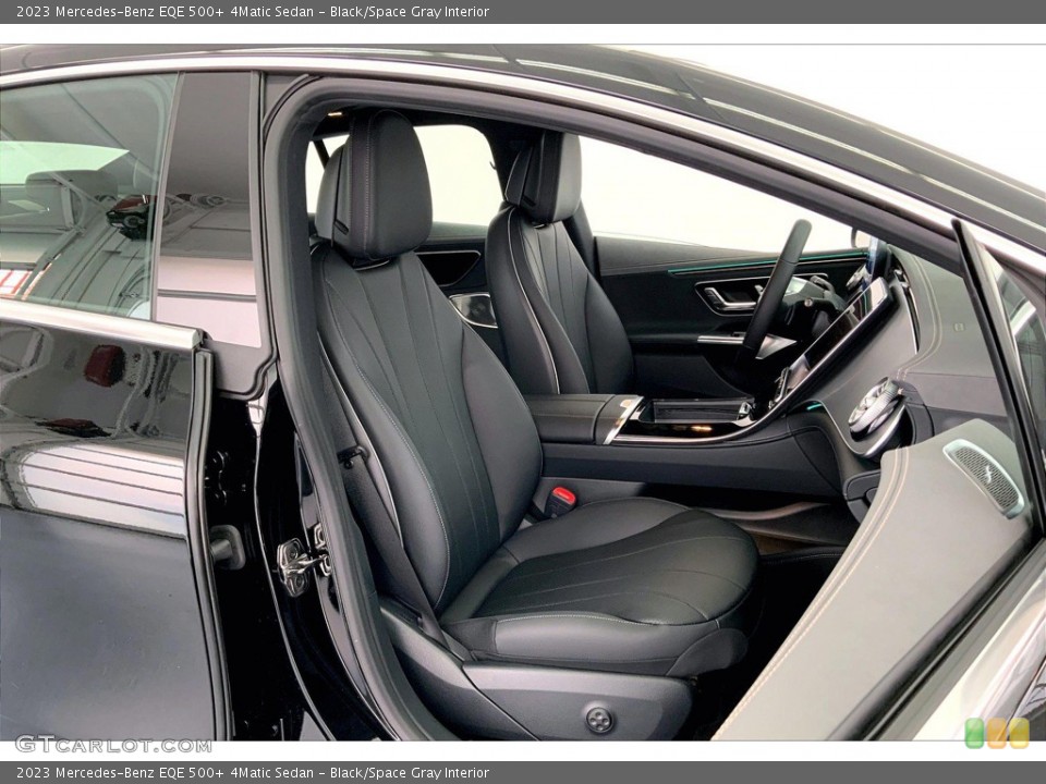 Black/Space Gray Interior Photo for the 2023 Mercedes-Benz EQE 500+ 4Matic Sedan #146195736