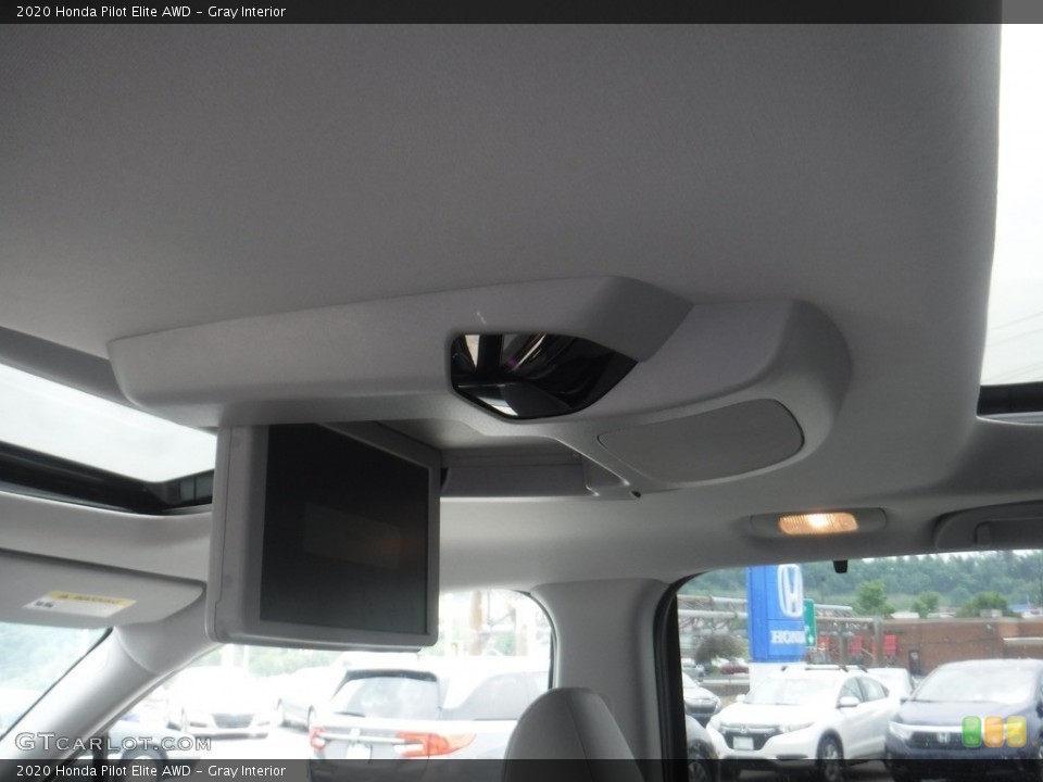 Gray Interior Entertainment System for the 2020 Honda Pilot Elite AWD #146195775