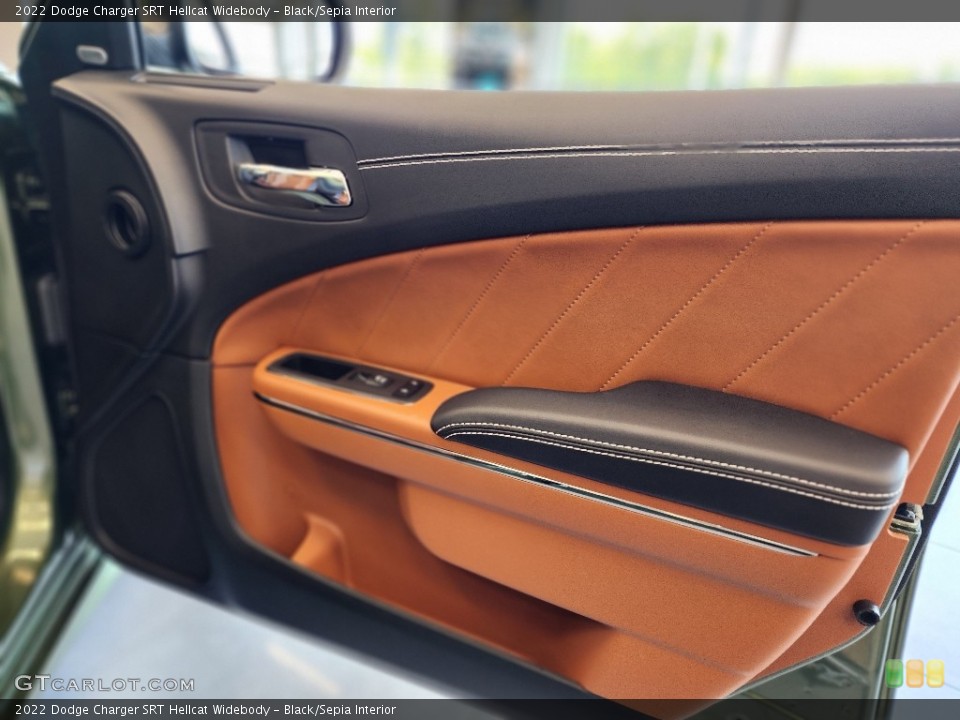 Black/Sepia Interior Door Panel for the 2022 Dodge Charger SRT Hellcat Widebody #146202414