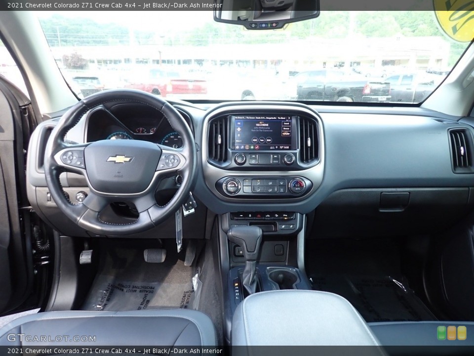 Jet Black/­Dark Ash Interior Dashboard for the 2021 Chevrolet Colorado Z71 Crew Cab 4x4 #146205162