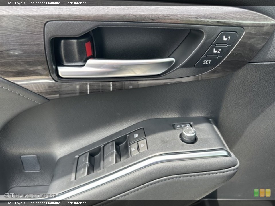 Black Interior Door Panel for the 2023 Toyota Highlander Platinum #146206560
