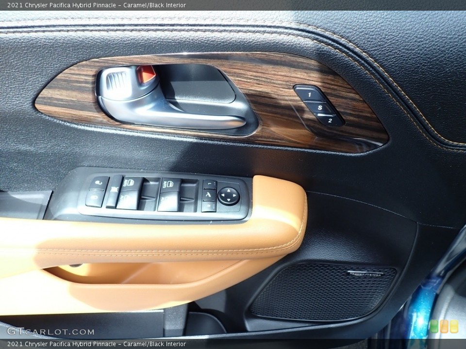 Caramel/Black Interior Door Panel for the 2021 Chrysler Pacifica Hybrid Pinnacle #146206575