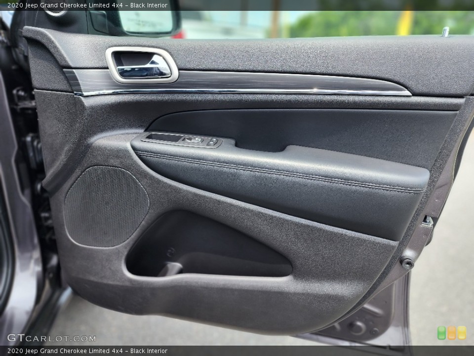 Black Interior Door Panel for the 2020 Jeep Grand Cherokee Limited 4x4 #146207355