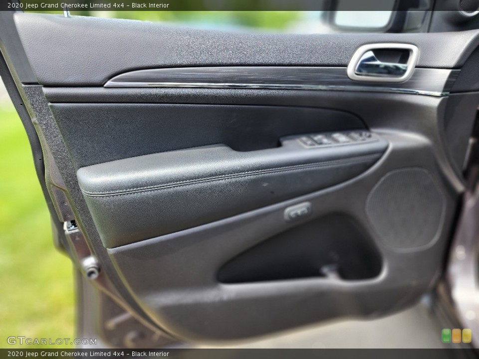 Black Interior Door Panel for the 2020 Jeep Grand Cherokee Limited 4x4 #146207472