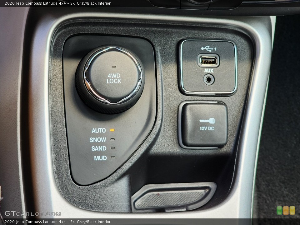 Ski Gray/Black Interior Controls for the 2020 Jeep Compass Latitude 4x4 #146211165