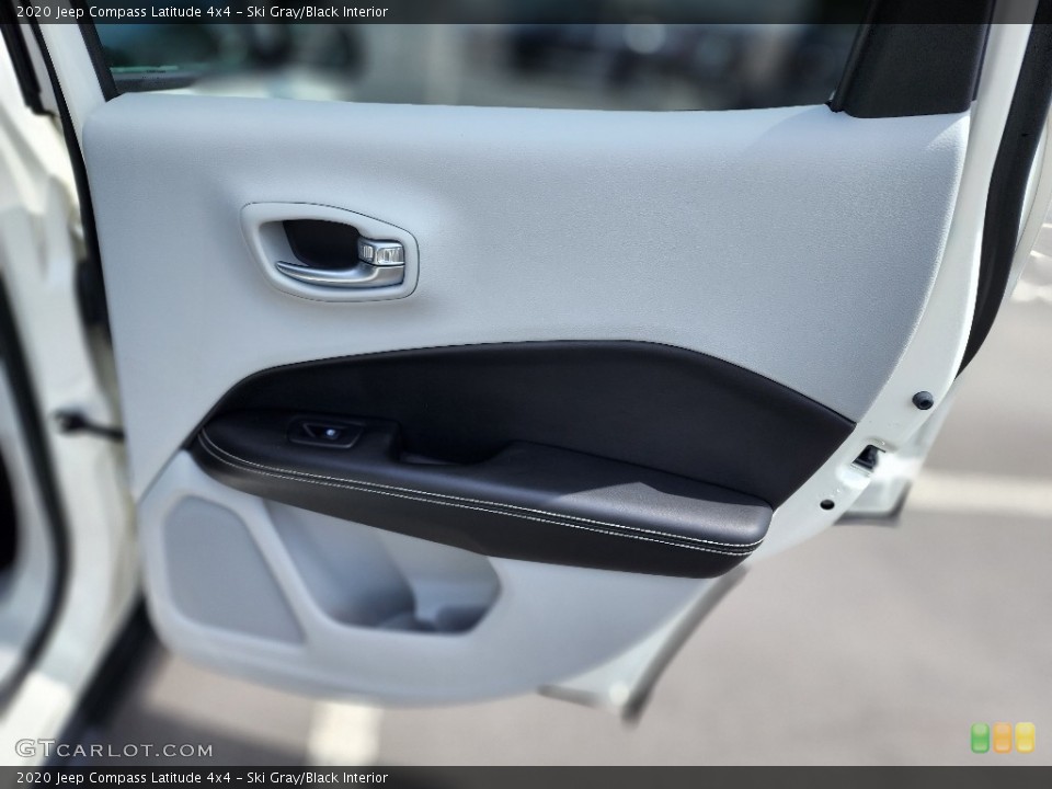 Ski Gray/Black Interior Door Panel for the 2020 Jeep Compass Latitude 4x4 #146211532