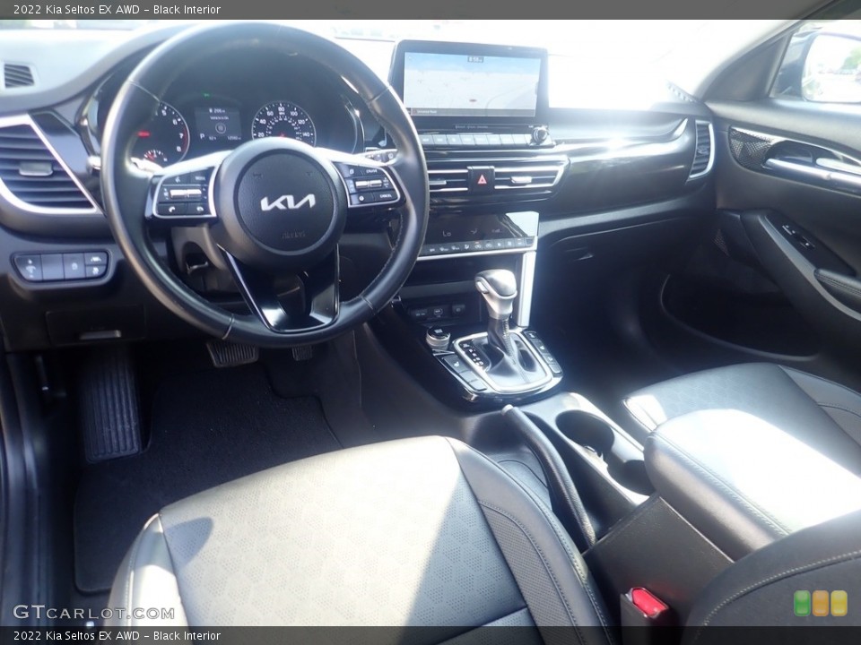 Black Interior Front Seat for the 2022 Kia Seltos EX AWD #146216659