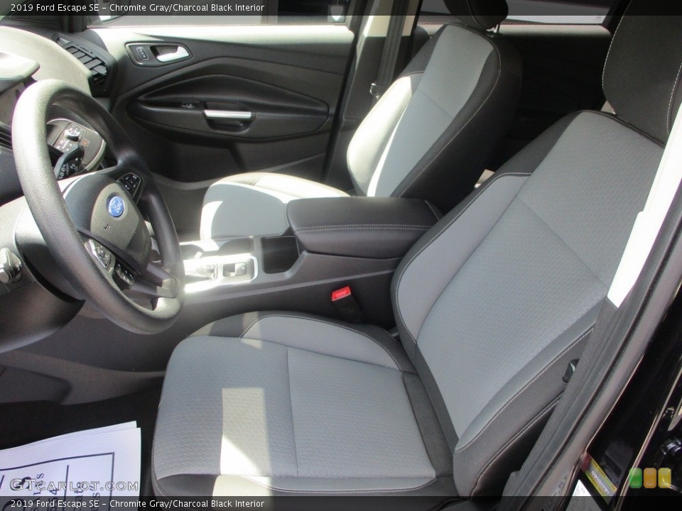 Chromite Gray/Charcoal Black Interior Photo for the 2019 Ford Escape SE #146218788