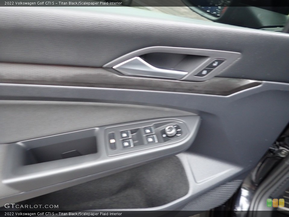 Titan Black/Scalepaper Plaid Interior Door Panel for the 2022 Volkswagen Golf GTI S #146221055