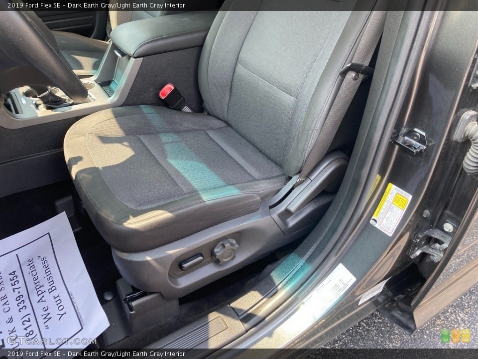 Dark Earth Gray/Light Earth Gray Interior Front Seat for the 2019 Ford Flex SE #146222796