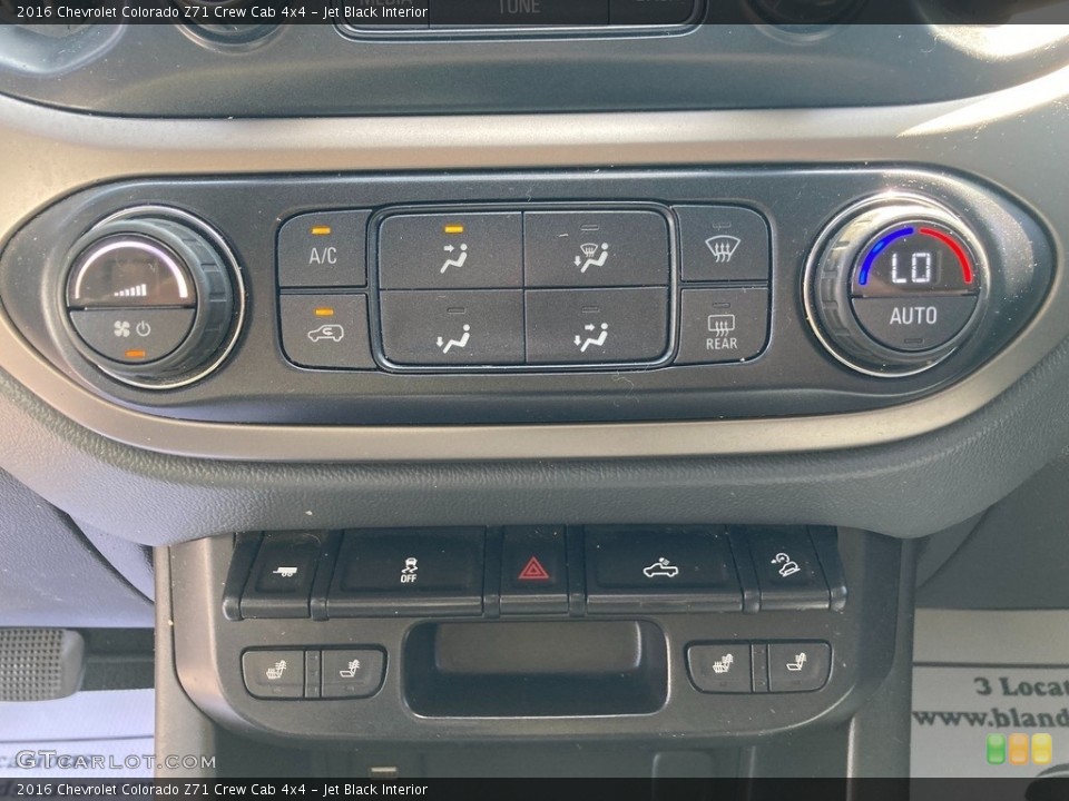 Jet Black Interior Controls for the 2016 Chevrolet Colorado Z71 Crew Cab 4x4 #146224926