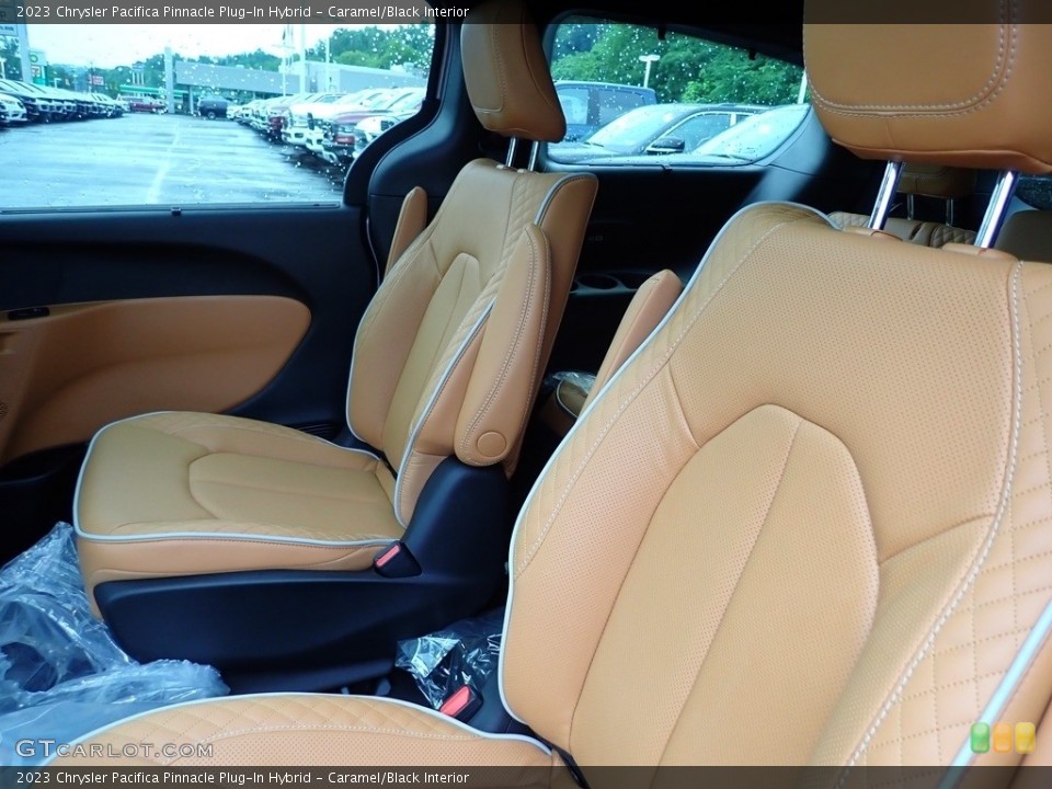 Caramel/Black Interior Front Seat for the 2023 Chrysler Pacifica Pinnacle Plug-In Hybrid #146225403