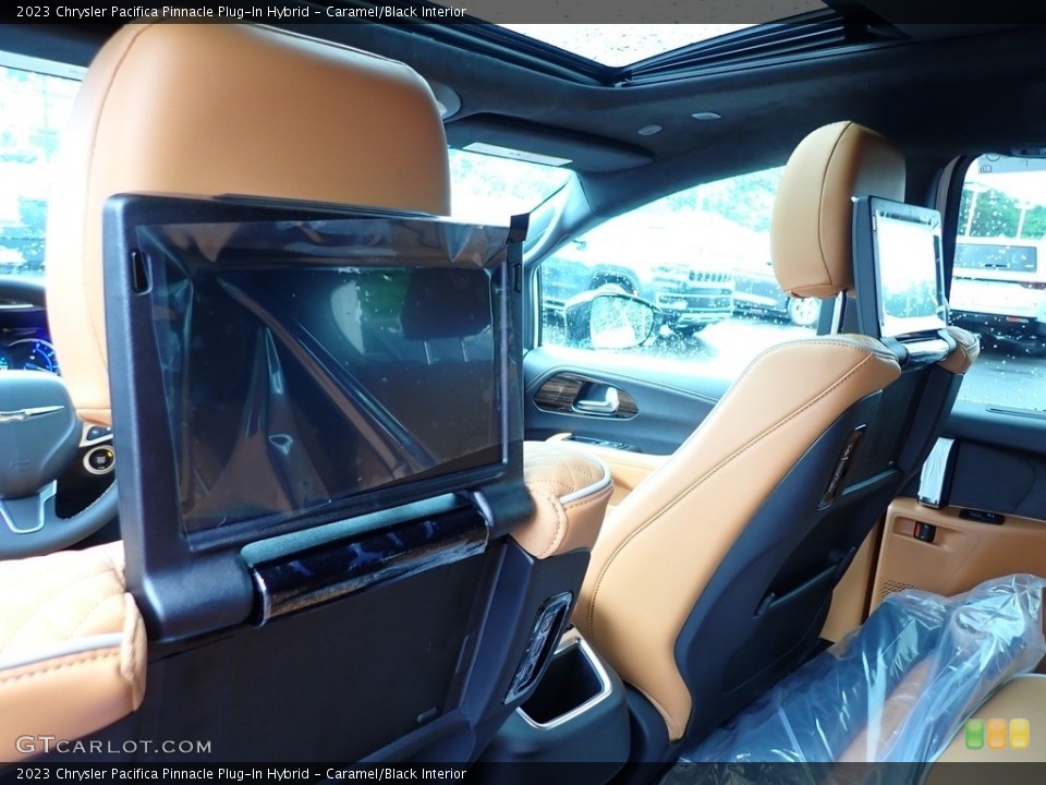 Caramel/Black Interior Entertainment System for the 2023 Chrysler Pacifica Pinnacle Plug-In Hybrid #146225847