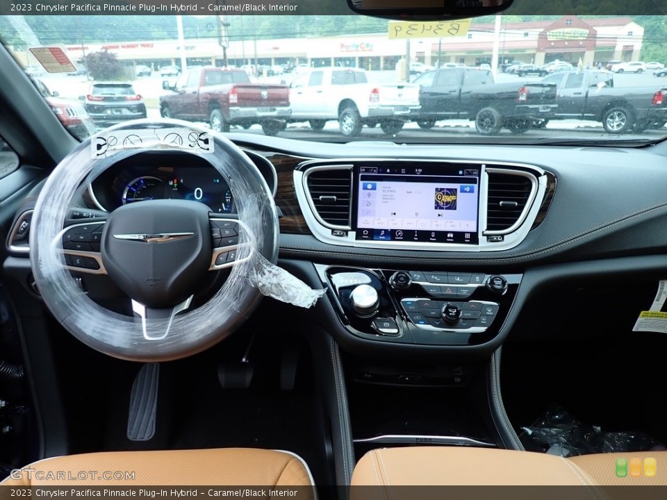 Caramel/Black Interior Dashboard for the 2023 Chrysler Pacifica Pinnacle Plug-In Hybrid #146227701