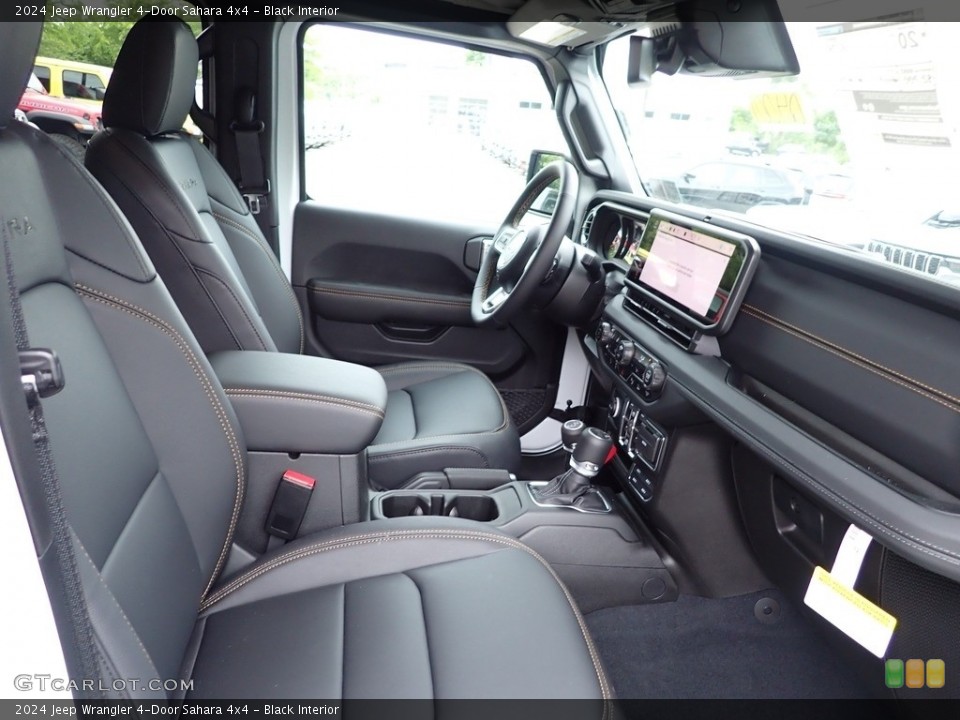 Black Interior Photo for the 2024 Jeep Wrangler 4-Door Sahara 4x4 #146229630