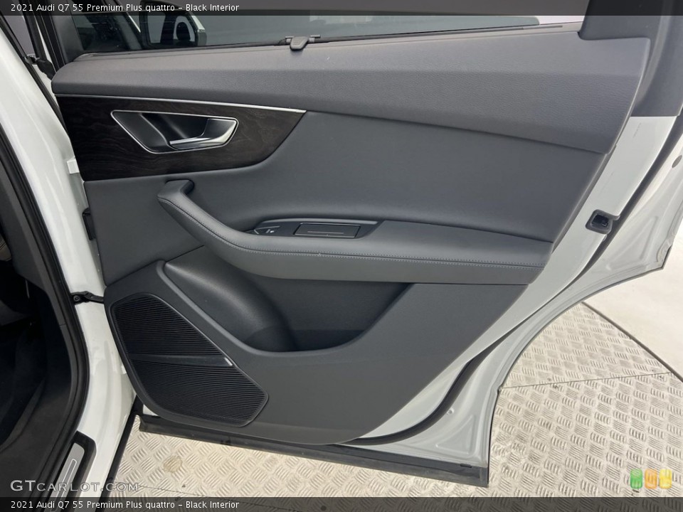 Black Interior Door Panel for the 2021 Audi Q7 55 Premium Plus quattro #146230938