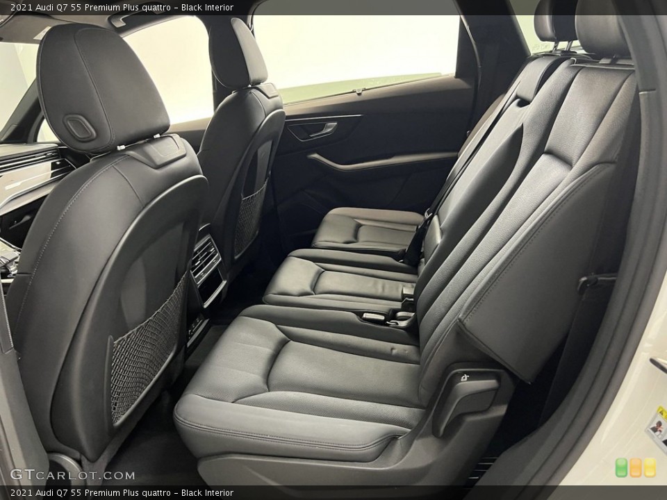 Black Interior Rear Seat for the 2021 Audi Q7 55 Premium Plus quattro #146231025