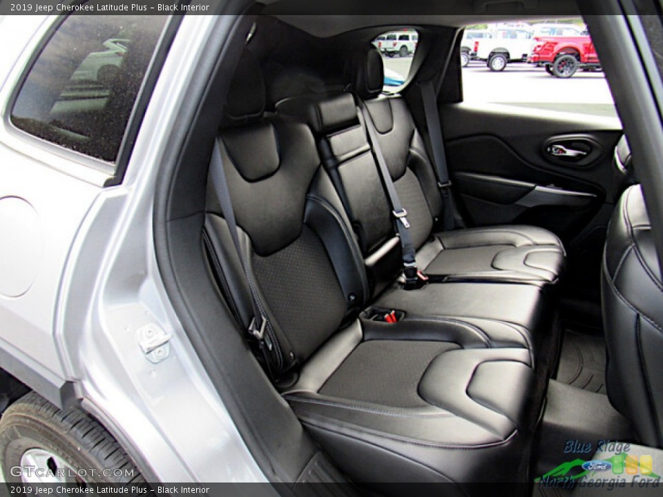 Black Interior Rear Seat for the 2019 Jeep Cherokee Latitude Plus #146236161