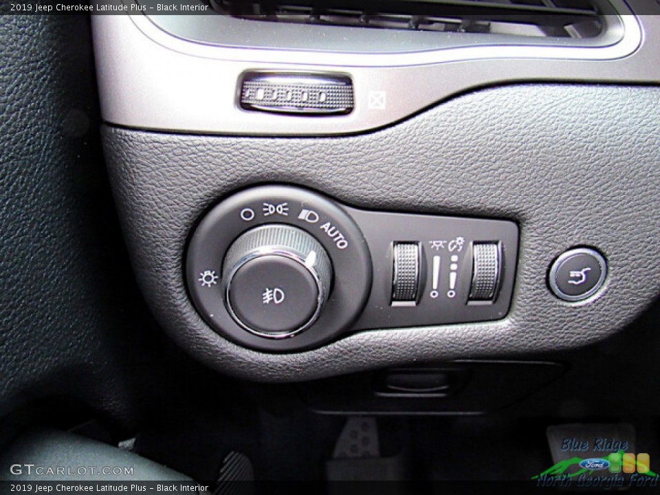 Black Interior Controls for the 2019 Jeep Cherokee Latitude Plus #146236266