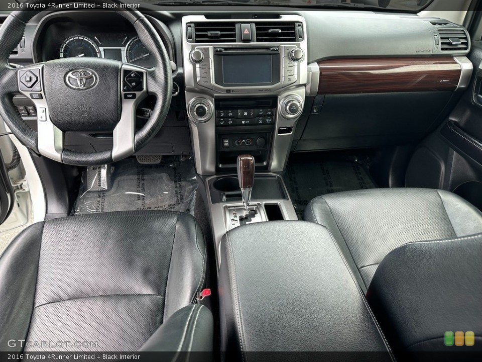 Black Interior Photo for the 2016 Toyota 4Runner Limited #146244138