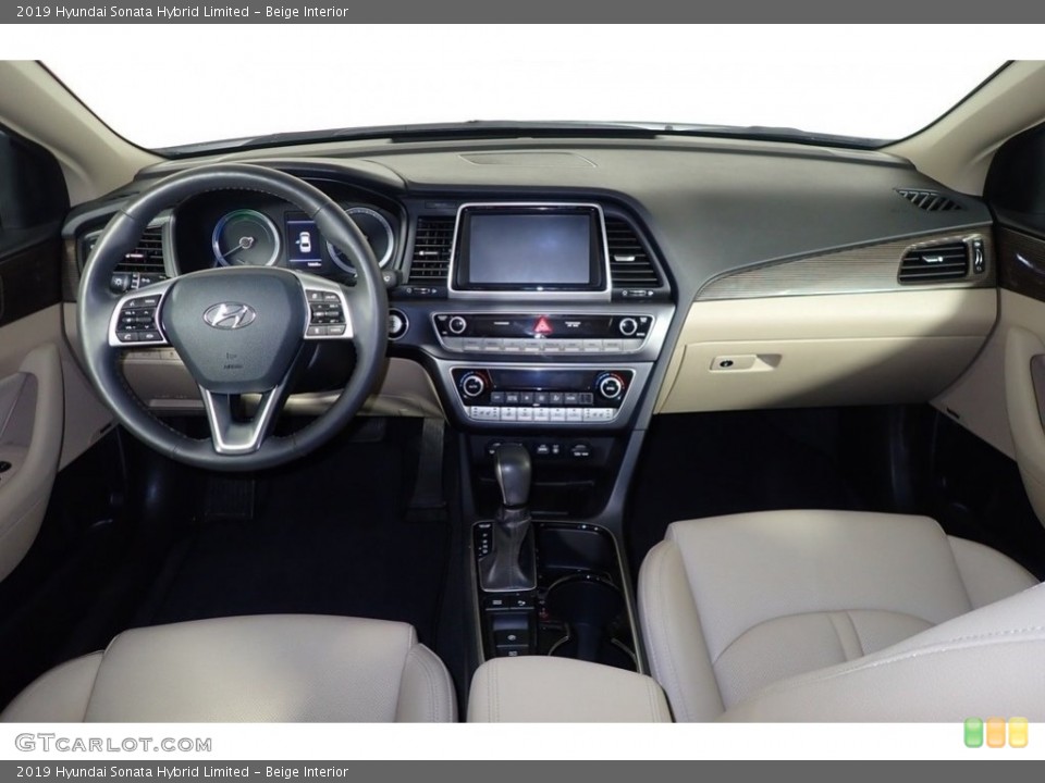 Beige Interior Photo for the 2019 Hyundai Sonata Hybrid Limited #146248659