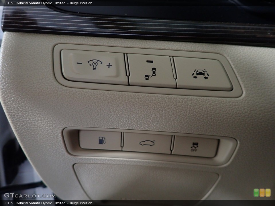 Beige Interior Controls for the 2019 Hyundai Sonata Hybrid Limited #146248703