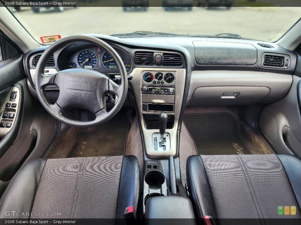 Gray Interior Photo for the 2006 Subaru Baja Sport #146252955