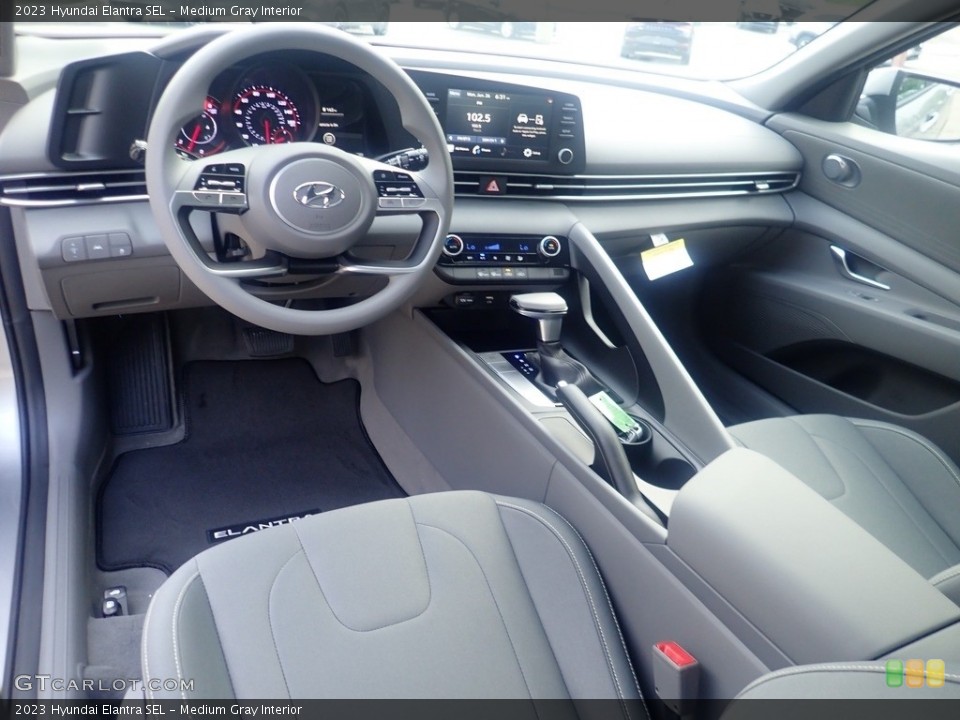 Medium Gray Interior Photo for the 2023 Hyundai Elantra SEL #146255499