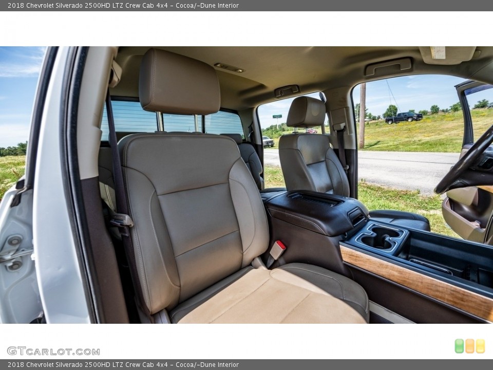 Cocoa/­Dune 2018 Chevrolet Silverado 2500HD Interiors