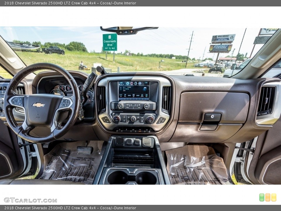 Cocoa/­Dune Interior Dashboard for the 2018 Chevrolet Silverado 2500HD LTZ Crew Cab 4x4 #146263583