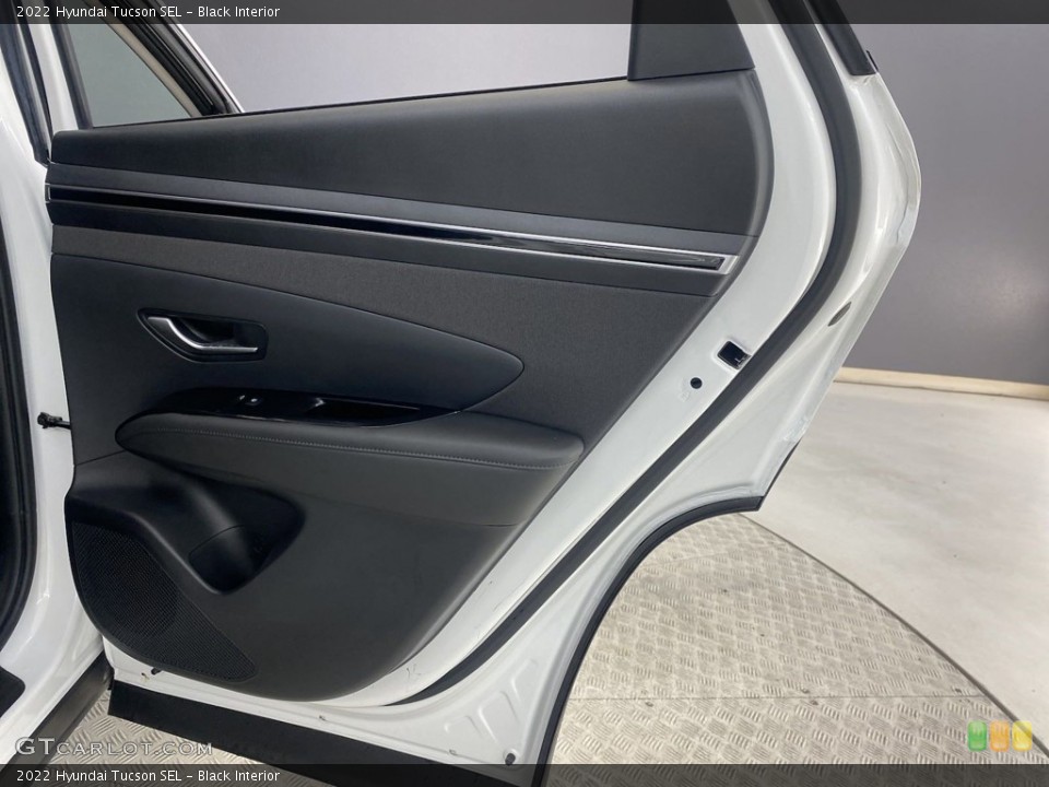 Black Interior Door Panel for the 2022 Hyundai Tucson SEL #146264027