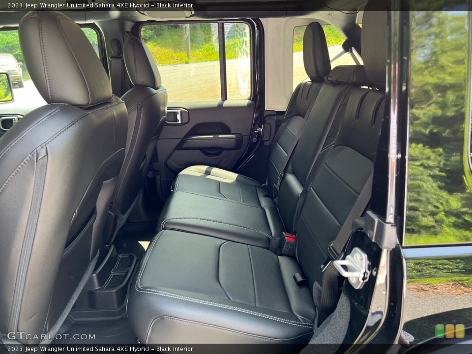 Black Interior Rear Seat for the 2023 Jeep Wrangler Unlimited Sahara 4XE Hybrid #146271716