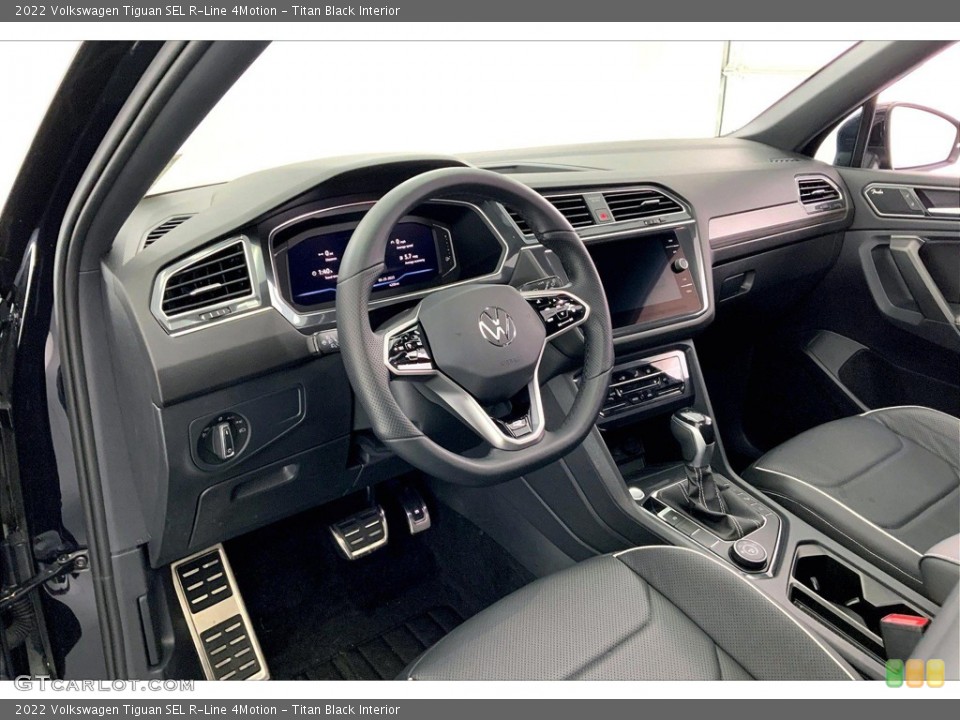 Titan Black Interior Dashboard for the 2022 Volkswagen Tiguan SEL R-Line 4Motion #146271818