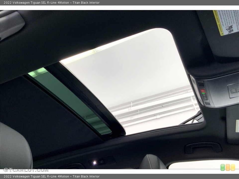 Titan Black Interior Sunroof for the 2022 Volkswagen Tiguan SEL R-Line 4Motion #146272094