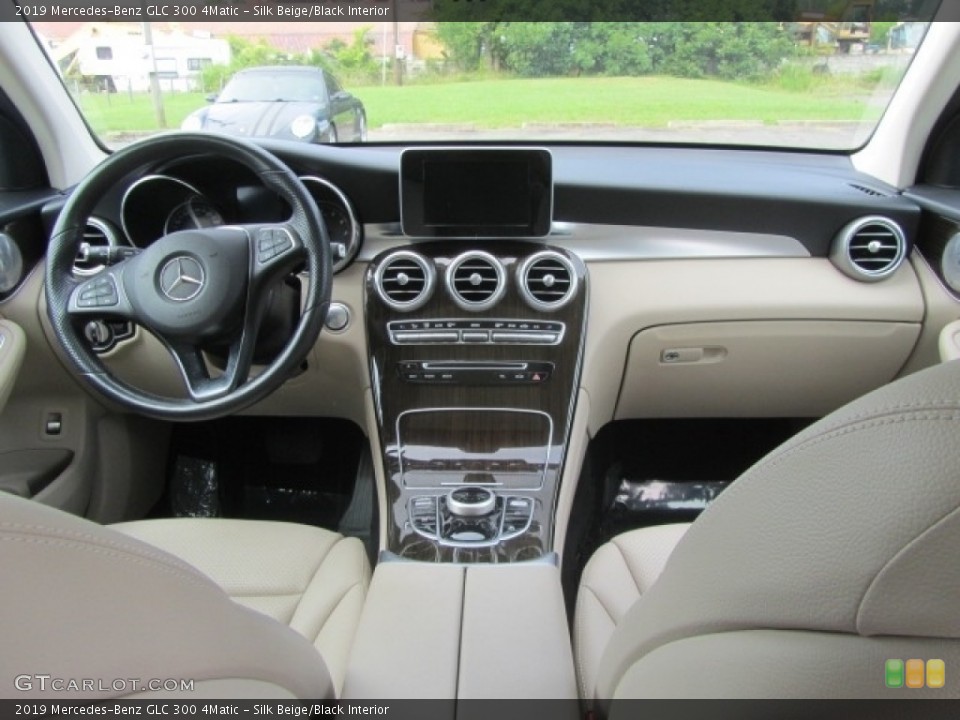 Silk Beige/Black Interior Dashboard for the 2019 Mercedes-Benz GLC 300 4Matic #146283124