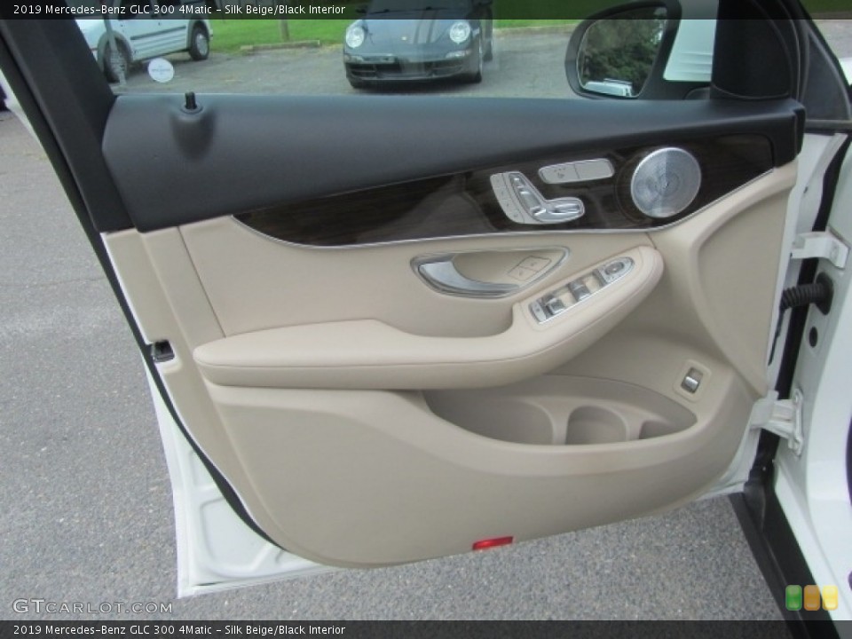 Silk Beige/Black Interior Door Panel for the 2019 Mercedes-Benz GLC 300 4Matic #146283148