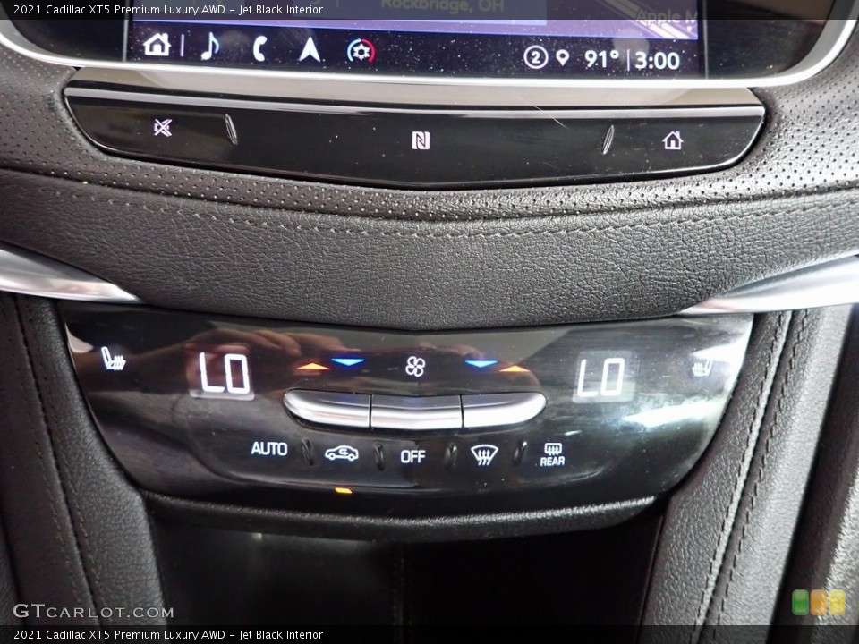 Jet Black Interior Controls for the 2021 Cadillac XT5 Premium Luxury AWD #146287115
