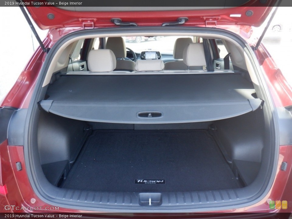 Beige Interior Trunk for the 2019 Hyundai Tucson Value #146287385