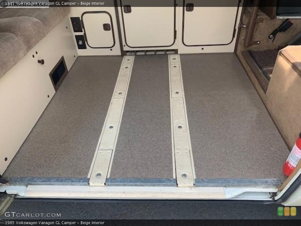 Beige 1985 Volkswagen Vanagon Interiors