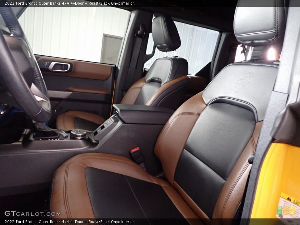 Roast/Black Onyx Interior Front Seat for the 2022 Ford Bronco Outer Banks 4x4 4-Door #146292770